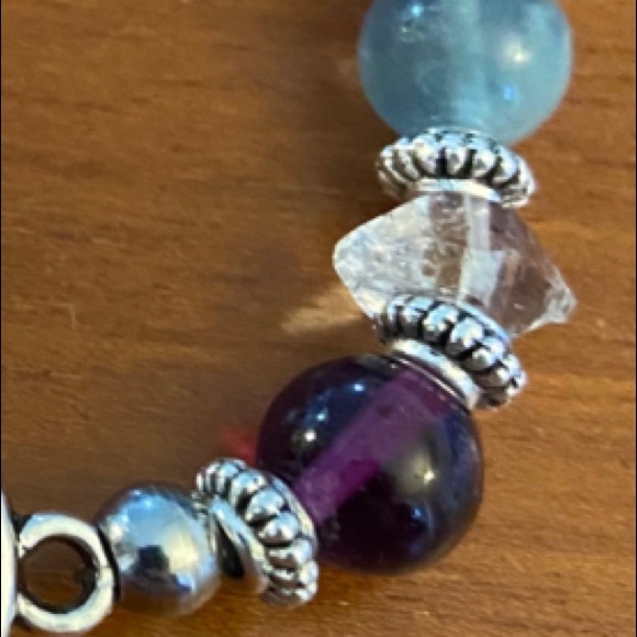 Celtic bead bracelet . Herkimer diamonds & fluorite celtic knot bracelet - Picture 13 of 14